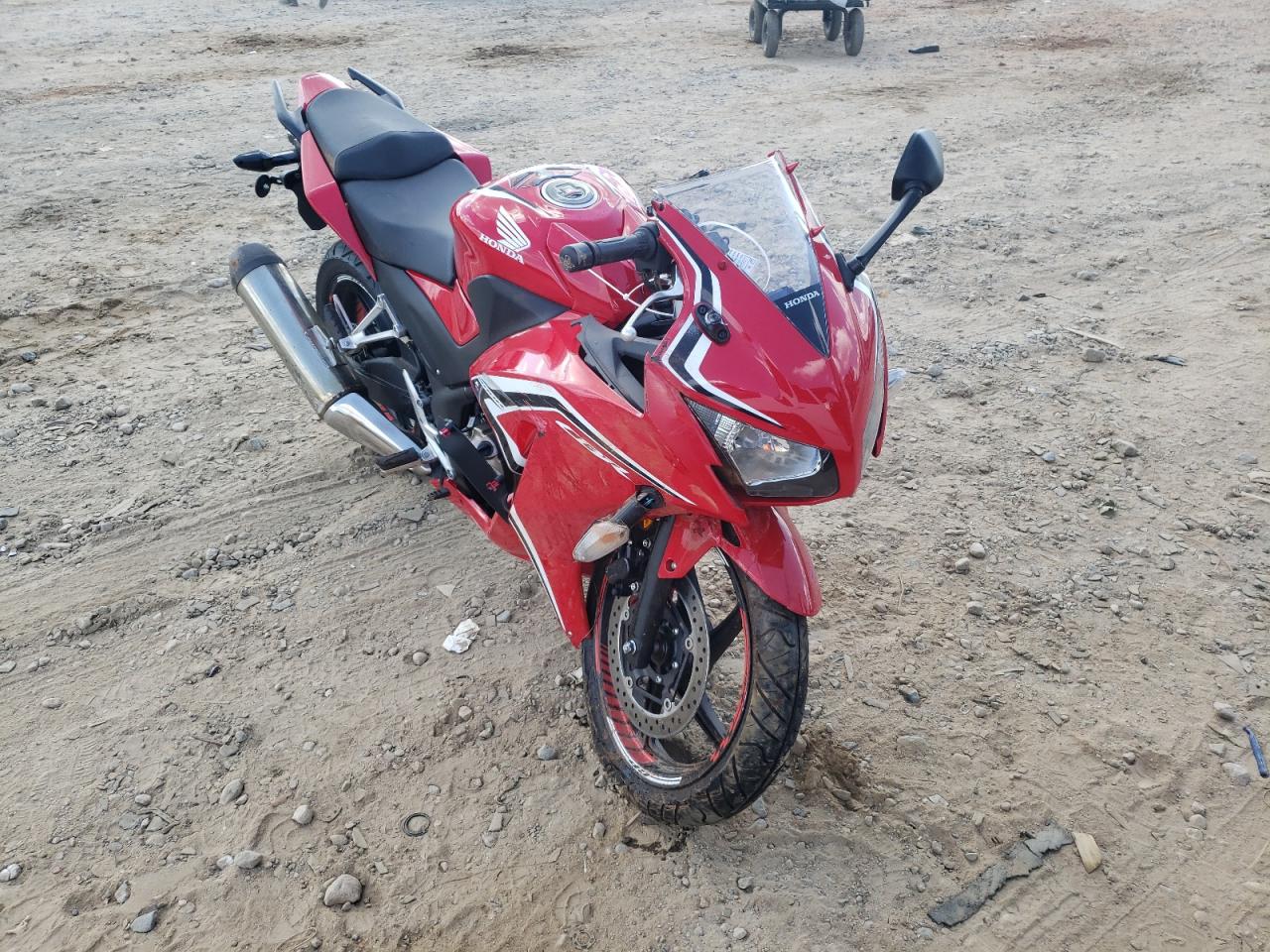MLHNC5100M5700082 HONDA CBR300 R 2021