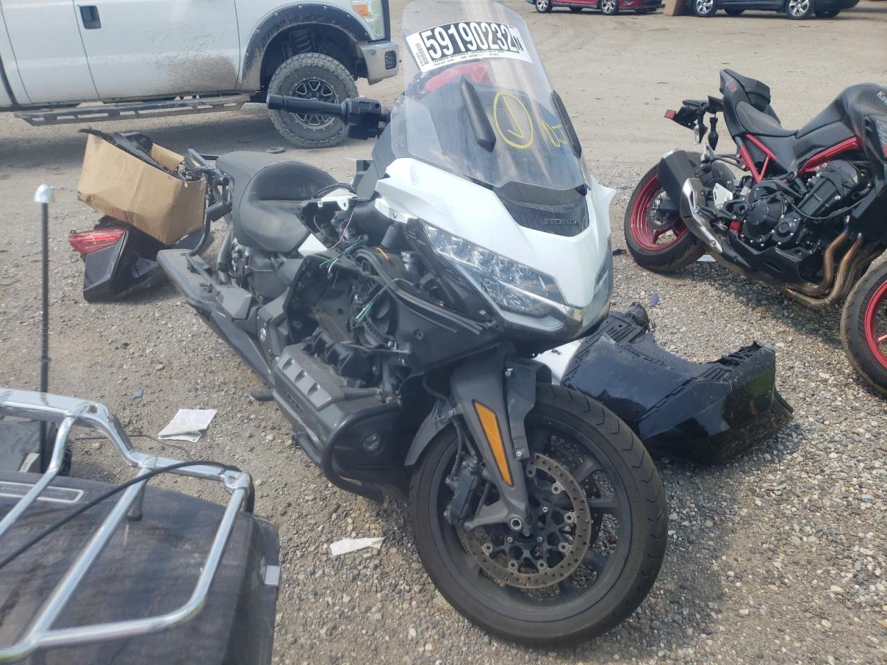JH2SC7903LK200107 HONDA GL1800 2020