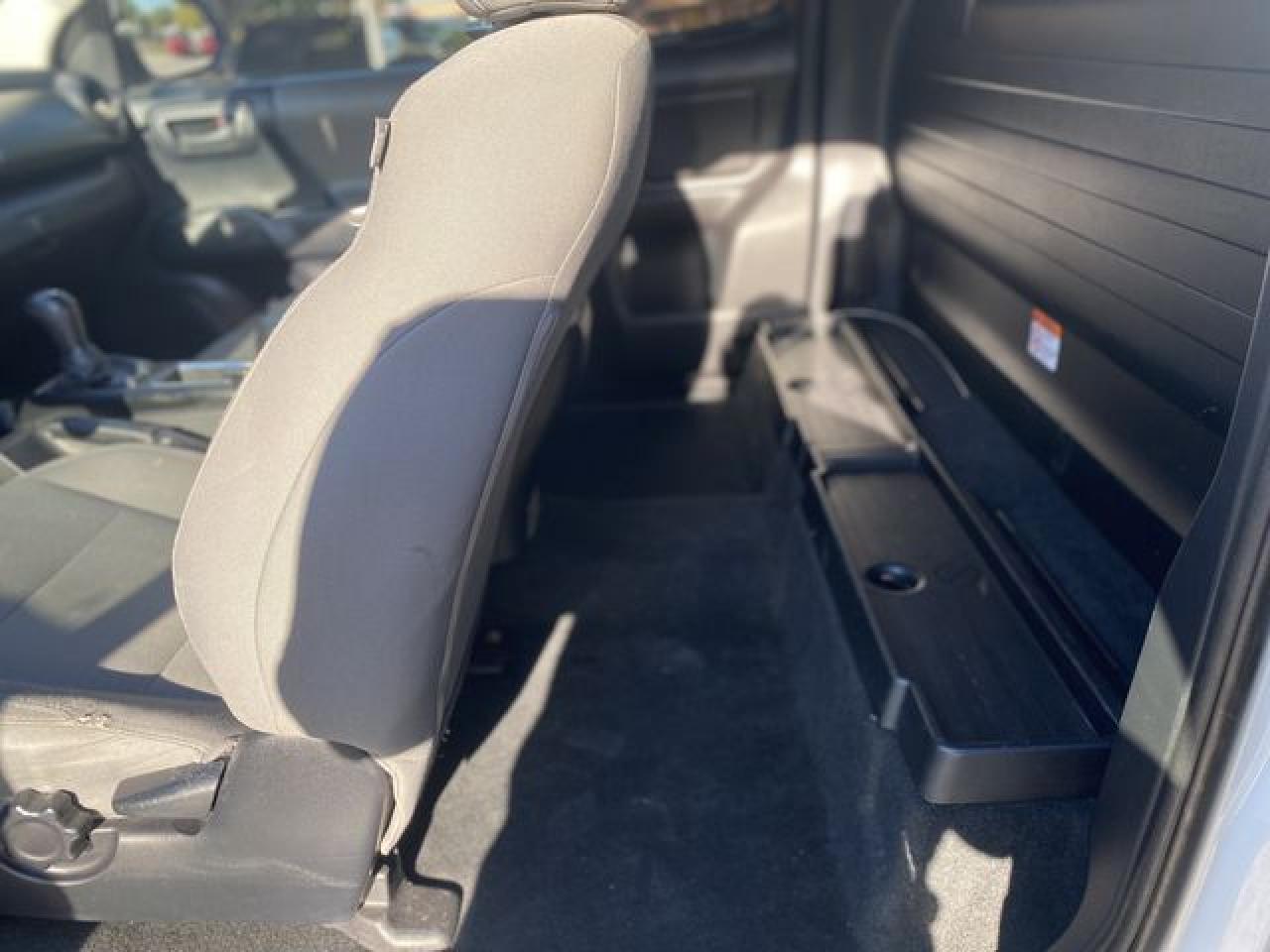 2018 Toyota Tacoma Access Cab VIN: 5TFRX5GN2JX111160 Lot: 60428172