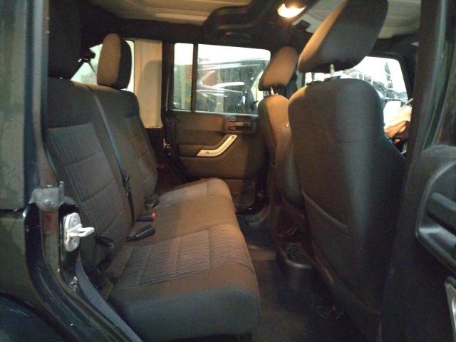 1C4BJWEG8CL262365 Jeep Wrangler Unlimited Sahara