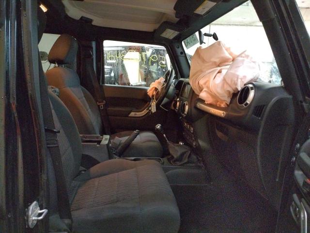 1C4BJWEG8CL262365 Jeep Wrangler Unlimited Sahara