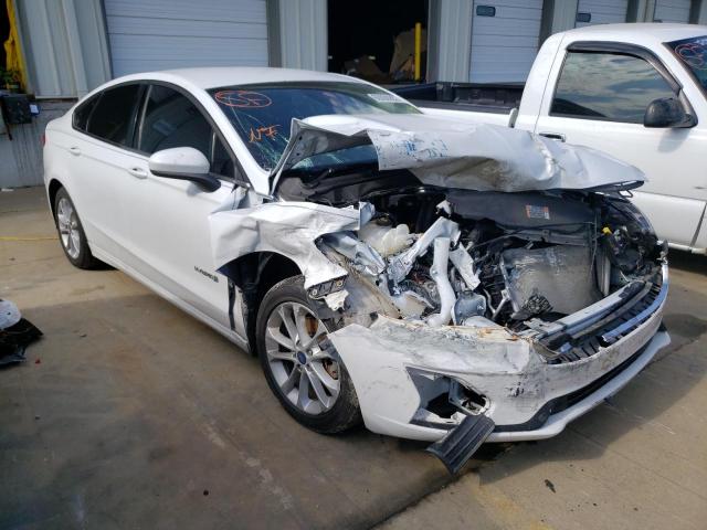 VIN 3FA6P0LU2KR131847 2019 FORD FUSION no.1