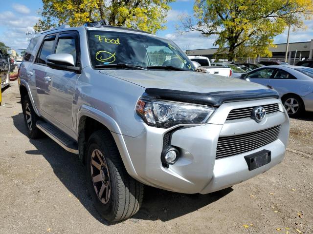 Salvage cars for sale from Copart Wheeling, IL: 2017 Toyota 4runner SR