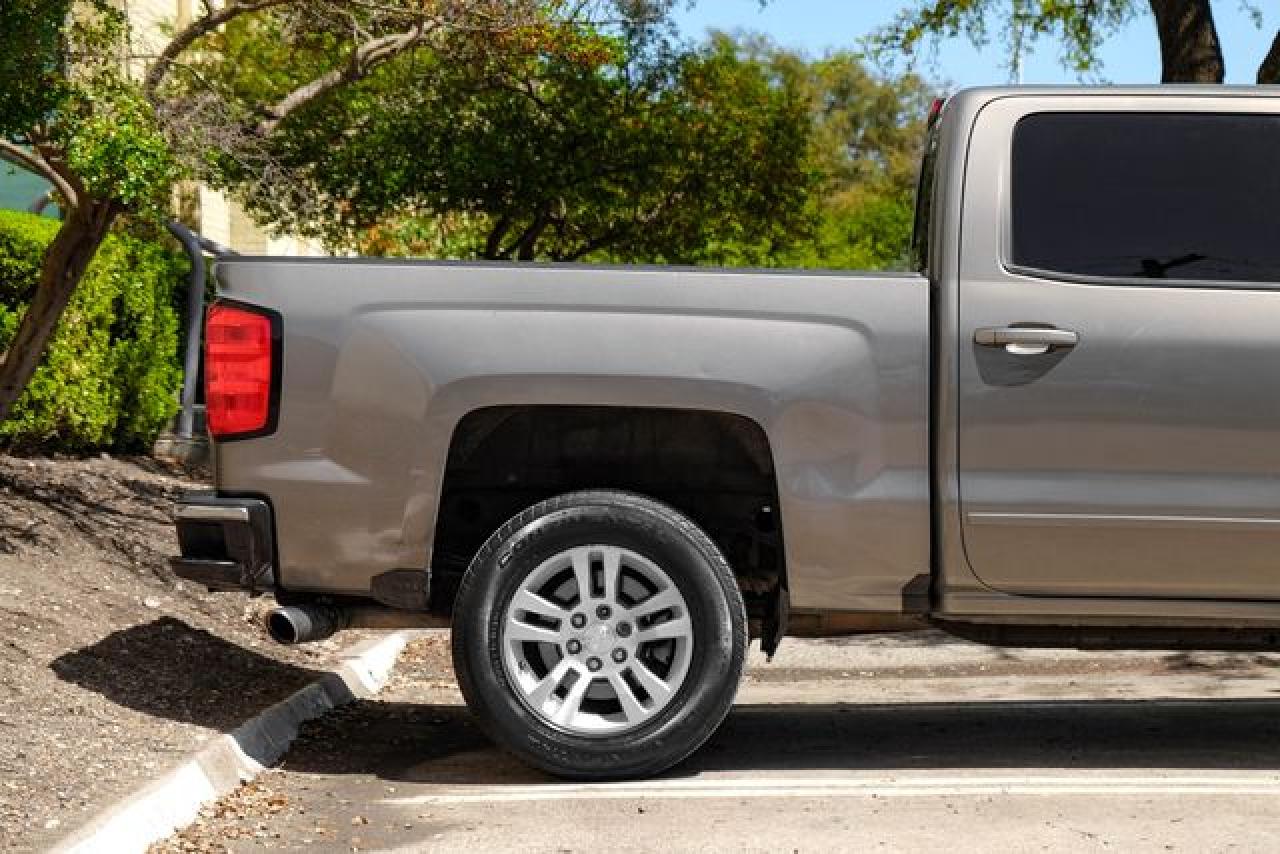 2017 Chevrolet Silverado C1500 Lt VIN: 3GCPCREC0HG305065 Lot: 60564222