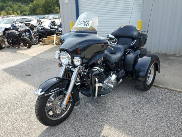 2011 HARLEY-DAVIDSON FLHTCUTG 1HD1MAM13BB851670
