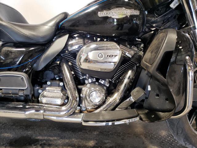 2017 HARLEY-DAVIDSON FLHTK SHRI 1HD1KND14HB621397