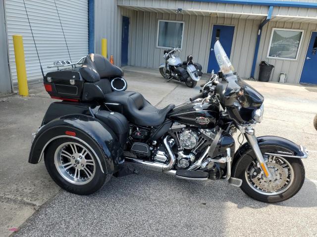 2011 HARLEY-DAVIDSON FLHTCUTG 1HD1MAM13BB851670
