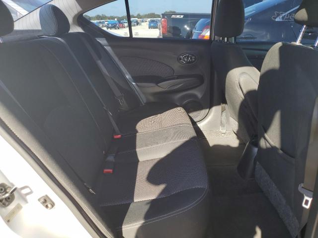 2015 NISSAN VERSA S AU 3N1CN7AP4FL810457