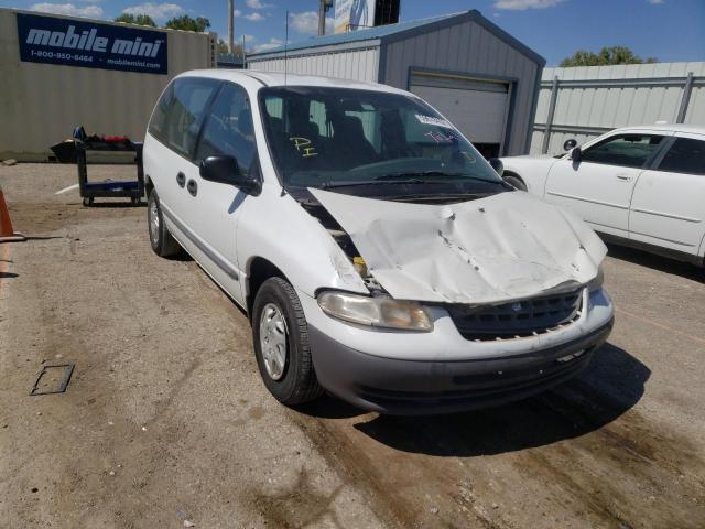 Salvage cars for sale from Copart Wichita, KS: 2000 Plymouth Voyager