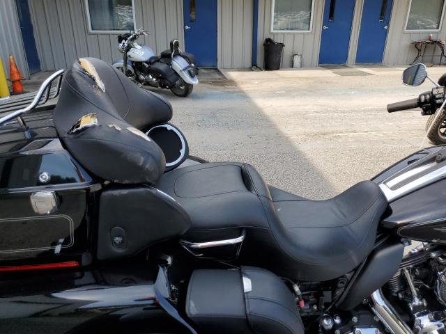 2011 HARLEY-DAVIDSON FLHTCUTG 1HD1MAM13BB851670