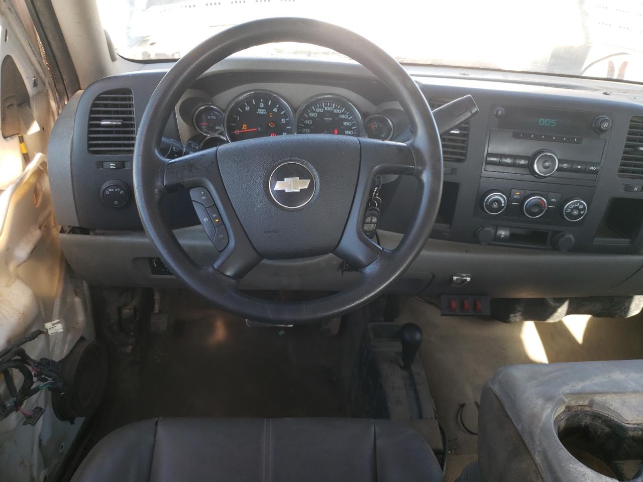 2012 Chevrolet Silverado - Image 9
