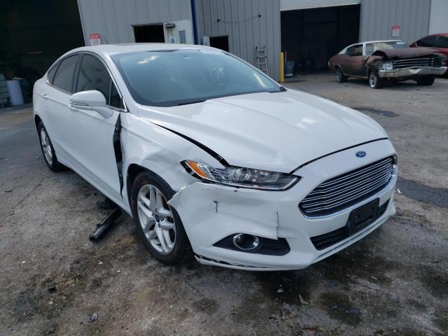 Carros salvage a la venta en subasta: 2015 Ford Fusion SE