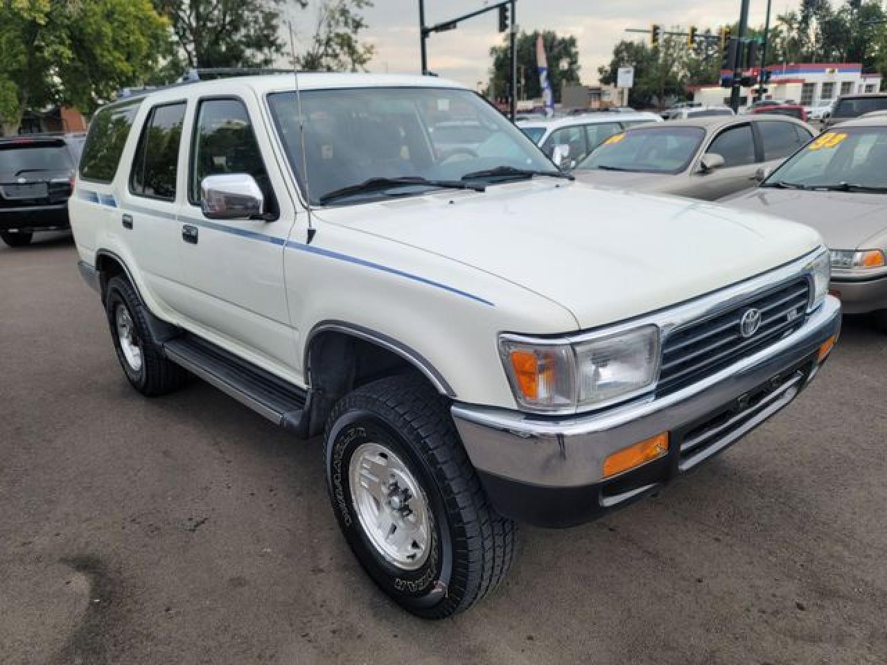 1993 Toyota 4Runner Vn39 Sr5 VIN: JT3VN39W9P0105599 Lot: 60753152