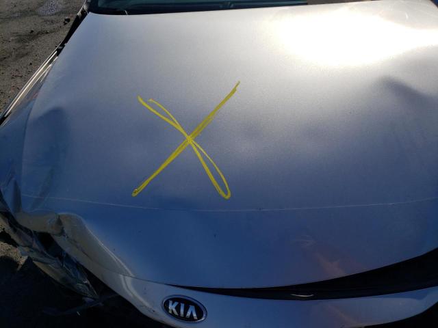 KNAGM4A73E5470150 KIA Optima Lx