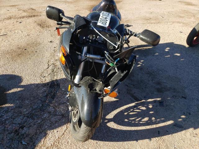 2002 SUZUKI GSX1300 R JS1GW71A422105574