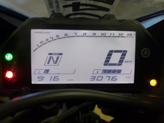 2021 YAMAHA YZFR3 A MH3RH18Y1MK007664