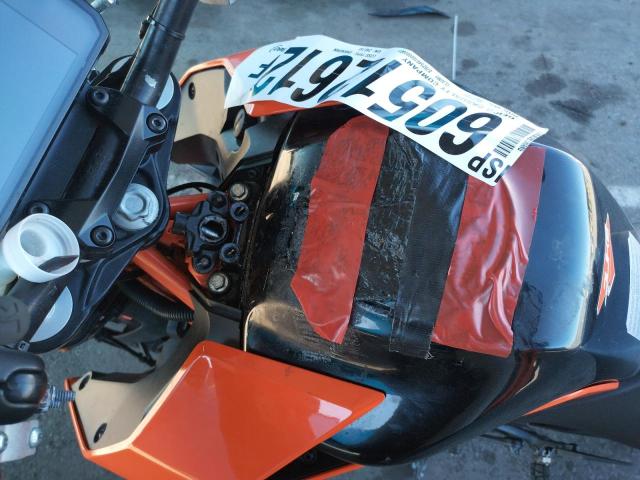 2017 KTM 390 DUKE MD2JPJ406HC240755