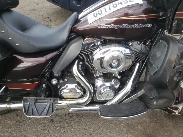 2011 HARLEY-DAVIDSON FLTRU 1HD1KGM13BB640896