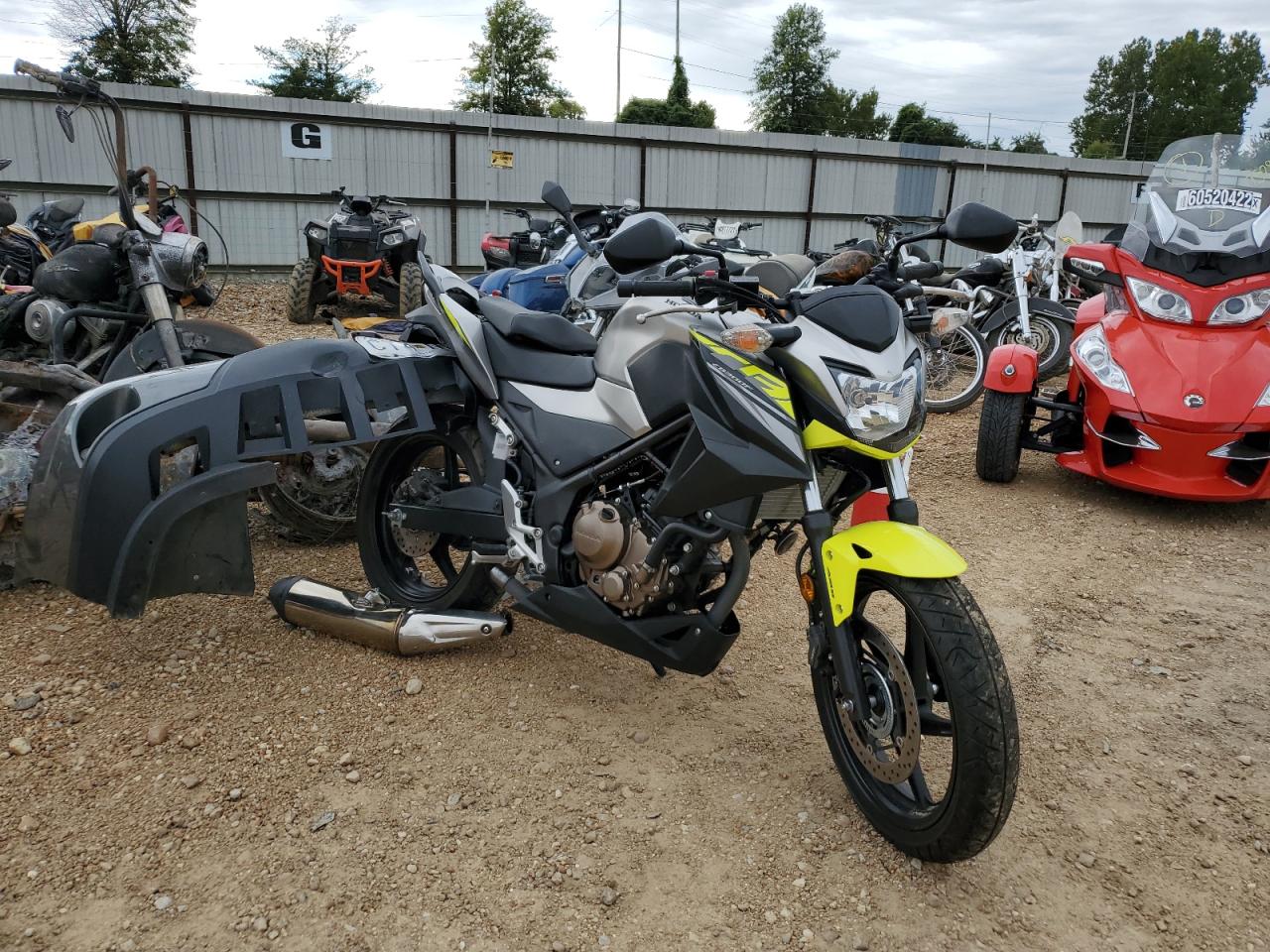 MLHNC5256H5000440 HONDA CB300 FA 2017