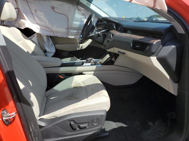 2019 AUDI E-TRON PRE - WA1LAAGE0KB010272