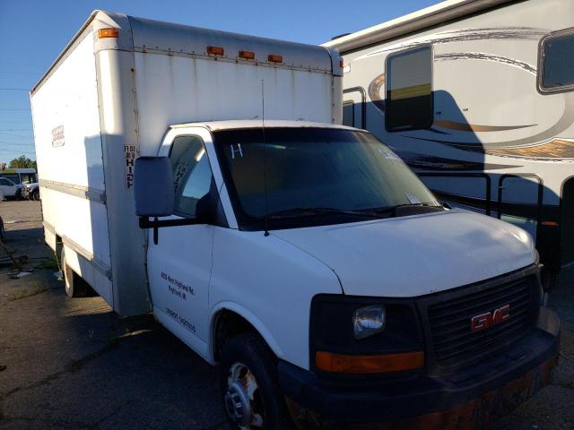 Salvage cars for sale from Copart Woodhaven, MI: 2007 GMC Savana CUT
