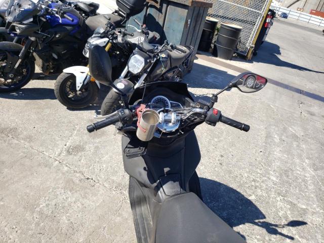 2015 HONDA PCX 150 RLHKF1801FY002884