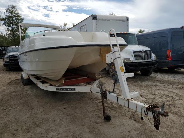 Boats With No Damage for sale at auction: 2000 Bayliner Boat