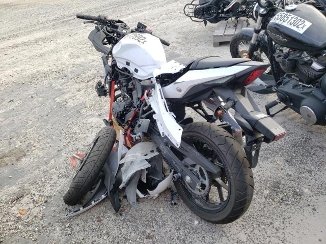 2018 SUZUKI GSX250R LC6DN11A7J1102208