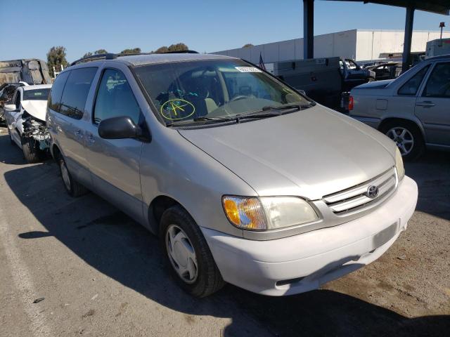 Toyota Sienna salvage cars for sale: 2001 Toyota Sienna LE