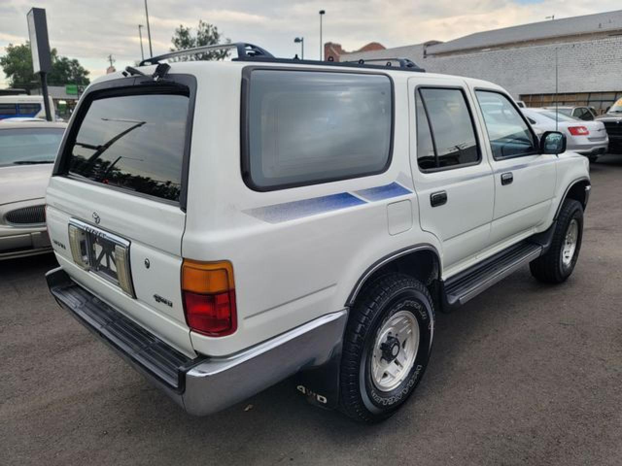 1993 Toyota 4Runner Vn39 Sr5 VIN: JT3VN39W9P0105599 Lot: 60753152