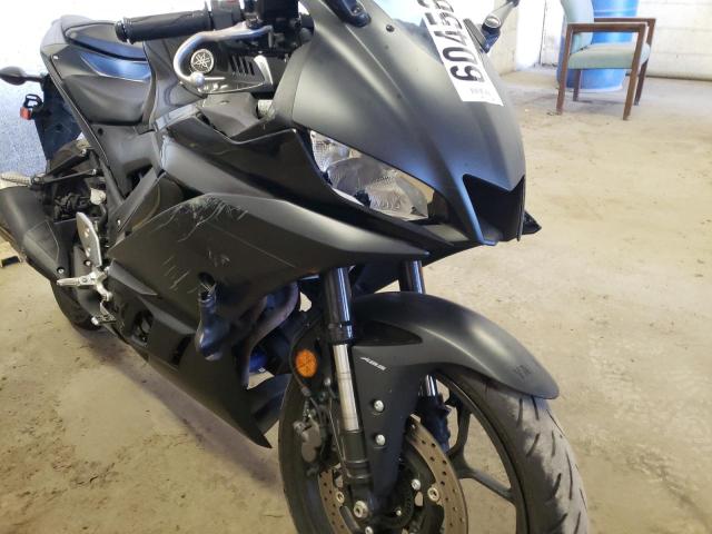 2021 YAMAHA YZFR3 A MH3RH18Y1MK007664