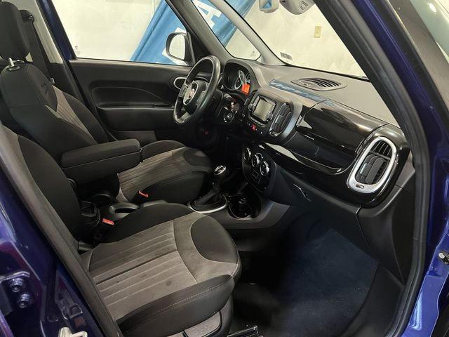 VIN: ZFBCFADH0GZ038256 Auction: COPART Lot: 60749802 Location: VA - HAMPTON ZFBCFADH0GZ038256 FIAT 500 2016 BLUE Photo 16