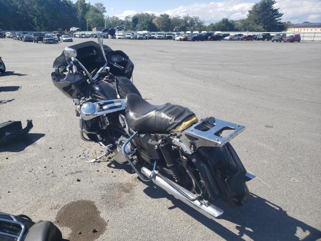 2011 HARLEY-DAVIDSON FLTRU 1HD1KGM14BB619085