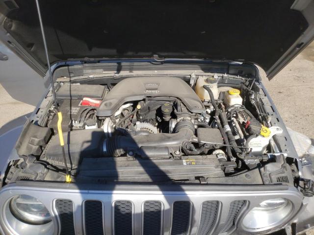 1C4HJXEG4JW315445 Jeep Wrangler Unlimited Sahara