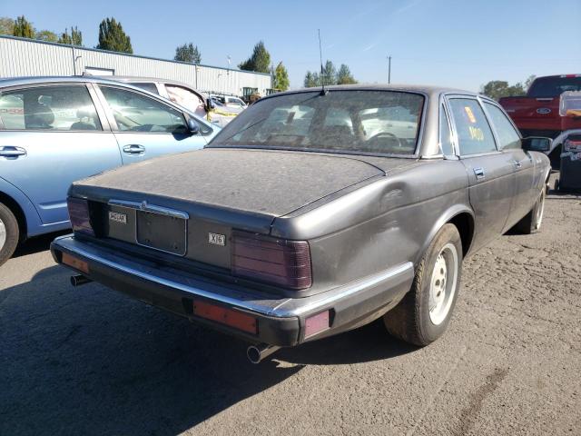 SAJHV1645JC530910 Jaguar XJ6