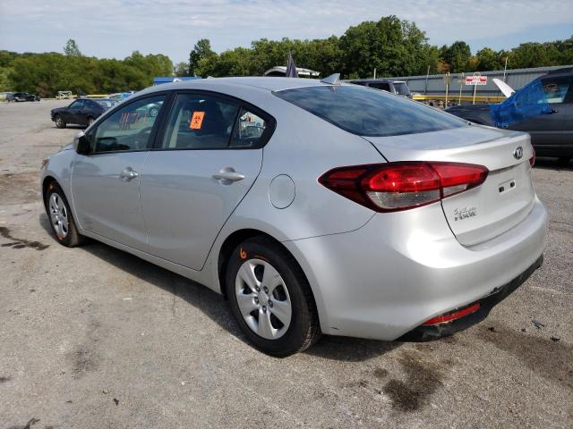 VIN: 3KPFK4A73JE276382 Auction: COPART Lot: 60164852 Location: MO - SPRINGFIELD 3KPFK4A73JE276382 KIA FORTE 2018 SILVER Photo 3