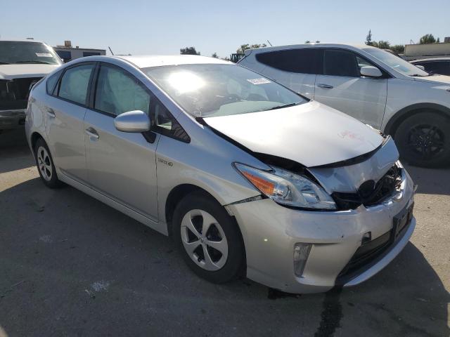 Salvage cars for sale from Copart Bakersfield, CA: 2014 Toyota Prius