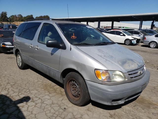 Toyota Sienna salvage cars for sale: 2002 Toyota Sienna LE