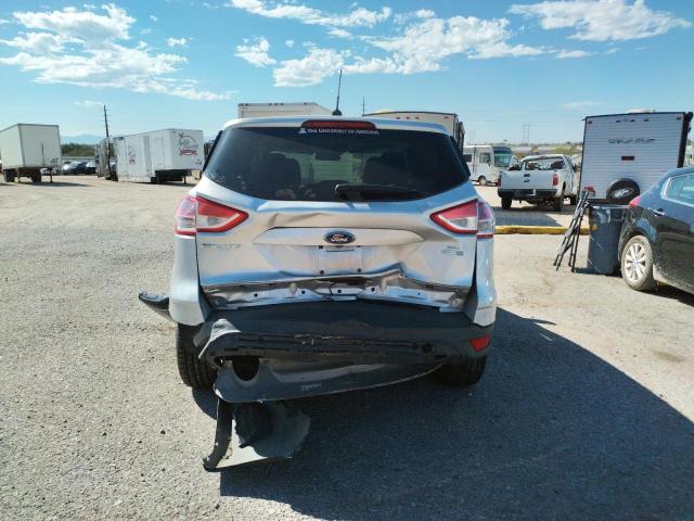 1FMCU9G9XFUA35426 Ford ESCAPE SE