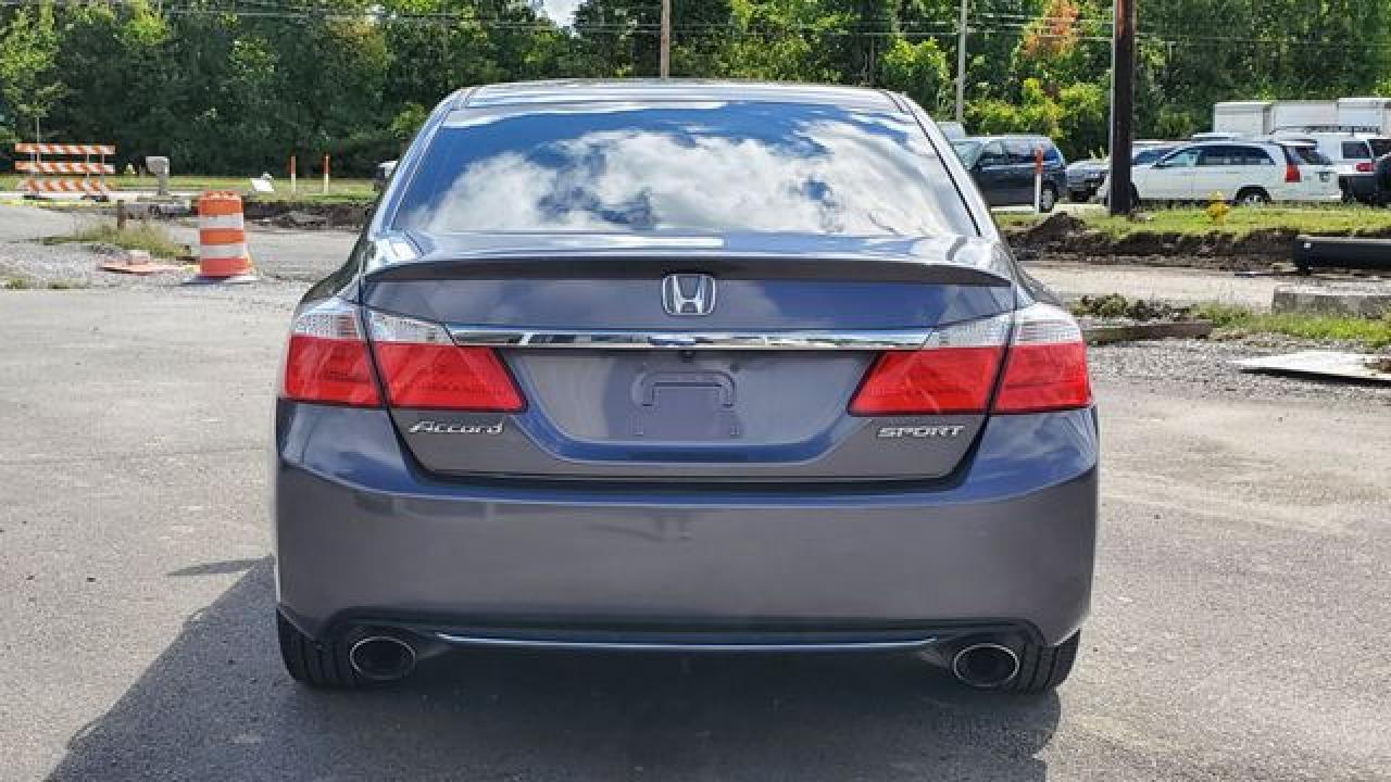 1HGCR2F51FA162094 2015 Honda Accord Sport