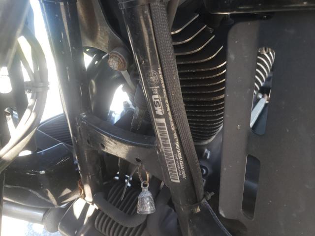 2011 HARLEY-DAVIDSON FLTRU 1HD1KGM14BB619085