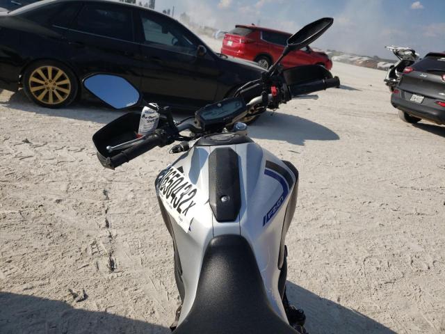 2016 YAMAHA FZ07 JYARM06EXGA006208