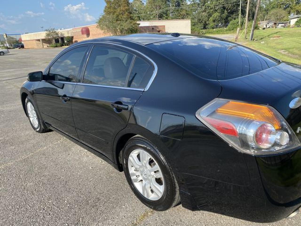 2010 Nissan Altima Base VIN: 1N4AL2AP0AN516923 Lot: 60902172