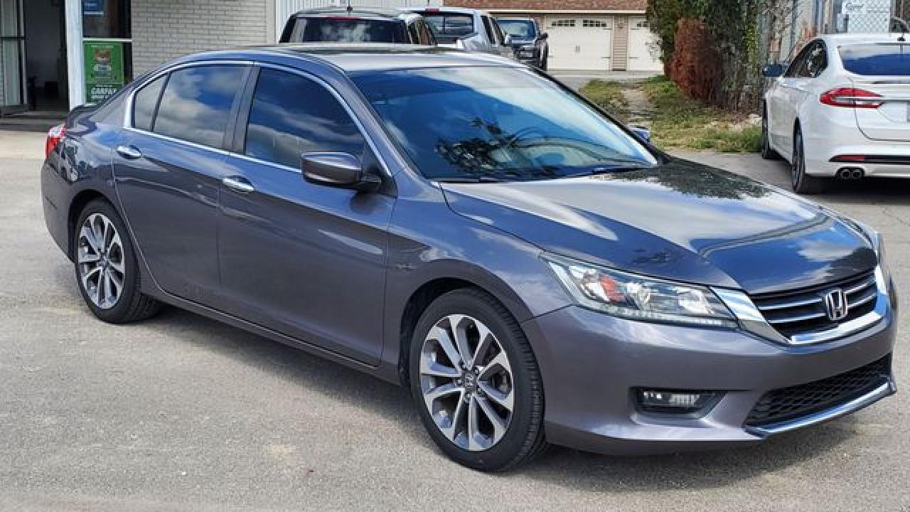 1HGCR2F51FA162094 2015 Honda Accord Sport