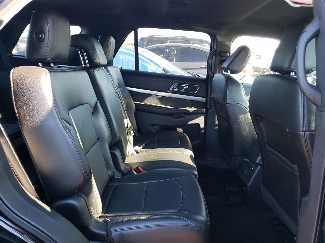 1FM5K8D82JGC03796 FORD EXPLORER 2018