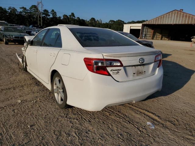 VIN 4T1BF1FK4EU448033 2014 Toyota Camry, L no.3