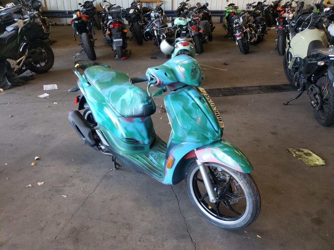 ZAPM898G7K7001154 PIAGGIO 150CC 2019