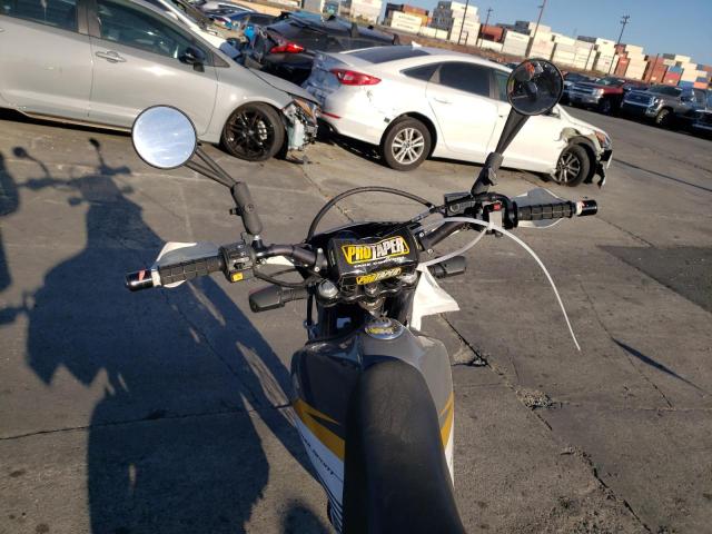 2015 SUZUKI DR650 SE JS1SP46A9F2101153