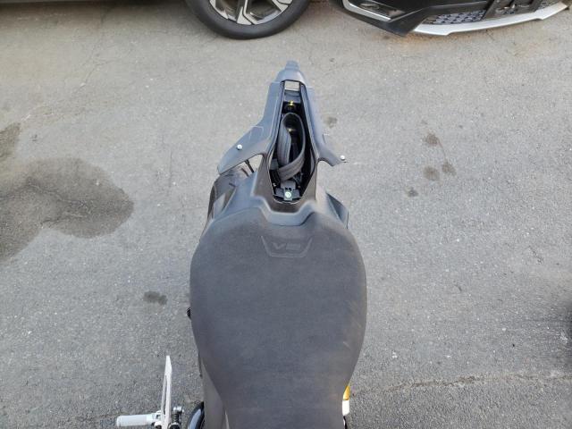 2021 DUCATI PANIGALE V ZDMHAATW1MB005499