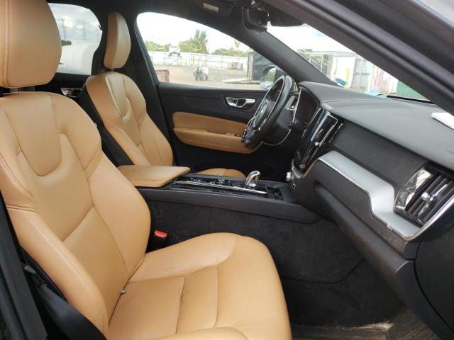 2018 VOLVO XC60 T8 MO YV4BR0DK7J1064619